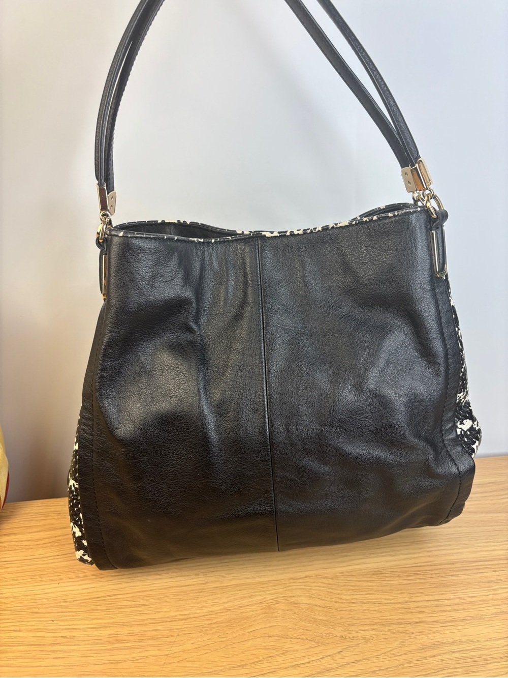 Coach Madison Phoebe Triple Section Two Tone Black/White Python Shoulder Bag - Picture 4 of 13